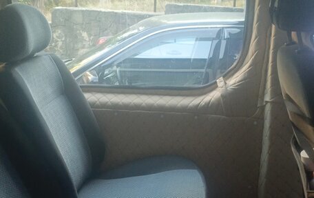 Renault Trafic, 2006 год, 1 200 000 рублей, 8 фотография