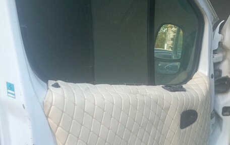 Renault Trafic, 2006 год, 1 200 000 рублей, 6 фотография