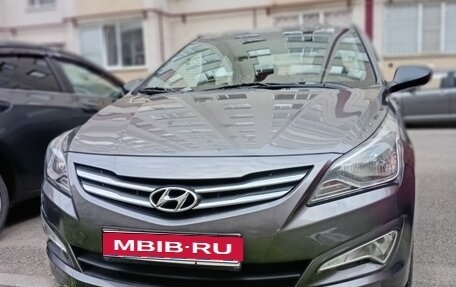 Hyundai Solaris II рестайлинг, 2015 год, 1 250 000 рублей, 1 фотография