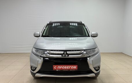 Mitsubishi Outlander III рестайлинг 3, 2018 год, 1 900 000 рублей, 2 фотография