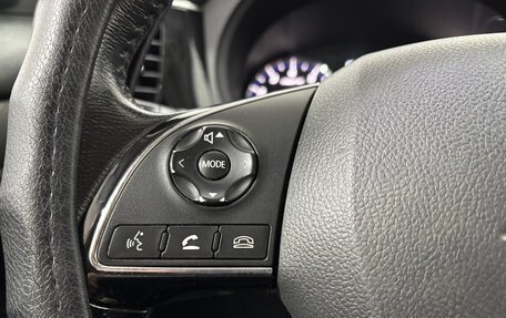 Mitsubishi Outlander III рестайлинг 3, 2018 год, 1 900 000 рублей, 22 фотография