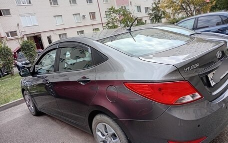 Hyundai Solaris II рестайлинг, 2015 год, 1 250 000 рублей, 6 фотография