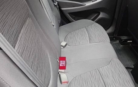 Hyundai Solaris II рестайлинг, 2015 год, 1 250 000 рублей, 8 фотография