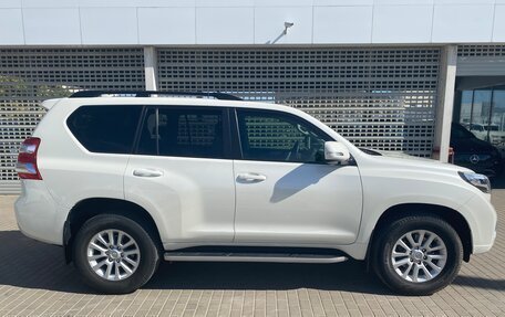 Toyota Land Cruiser Prado 150 рестайлинг 2, 2017 год, 3 297 000 рублей, 4 фотография