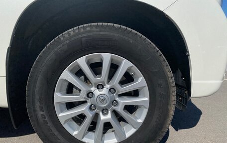 Toyota Land Cruiser Prado 150 рестайлинг 2, 2017 год, 3 297 000 рублей, 10 фотография