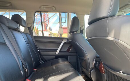 Toyota Land Cruiser Prado 150 рестайлинг 2, 2017 год, 3 297 000 рублей, 22 фотография