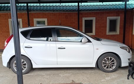 Hyundai i30 I, 2010 год, 690 000 рублей, 2 фотография
