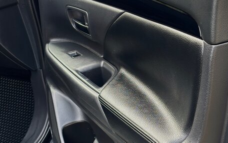 Mitsubishi Outlander III рестайлинг 3, 2013 год, 1 715 000 рублей, 13 фотография