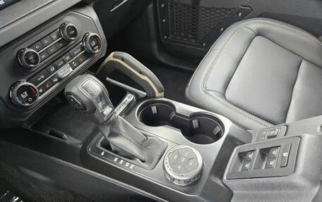 Ford Bronco, 2025 год, 7 500 000 рублей, 6 фотография