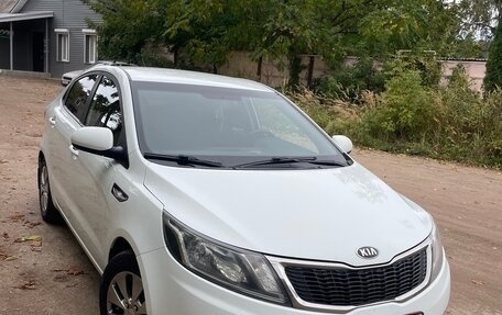 KIA Rio III рестайлинг, 2014 год, 760 000 рублей, 3 фотография