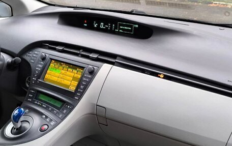 Toyota Prius, 2010 год, 1 245 000 рублей, 17 фотография