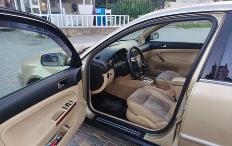 Volkswagen Passat B5+ рестайлинг, 2002 год, 700 000 рублей, 2 фотография