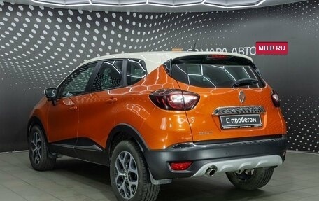 Renault Kaptur I рестайлинг, 2016 год, 1 176 000 рублей, 3 фотография