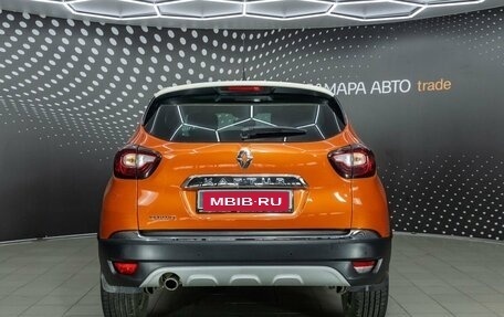Renault Kaptur I рестайлинг, 2016 год, 1 176 000 рублей, 8 фотография