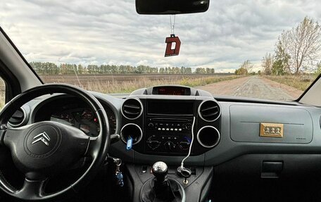 Citroen Berlingo II рестайлинг, 2011 год, 725 000 рублей, 23 фотография