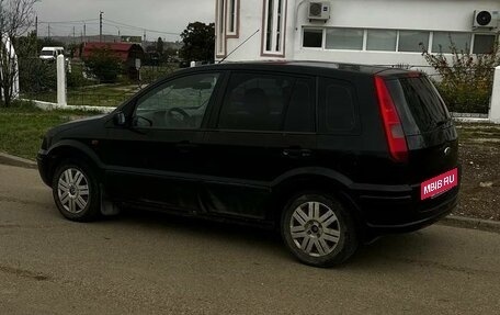 Ford Fusion I, 2005 год, 310 000 рублей, 4 фотография