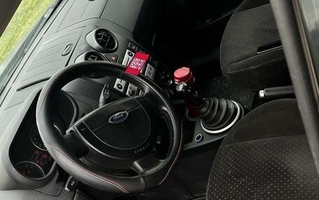 Ford Fusion I, 2005 год, 310 000 рублей, 7 фотография
