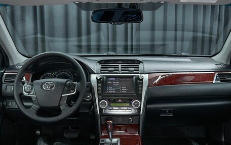 Toyota Camry, 2012 год, 1 650 000 рублей, 7 фотография