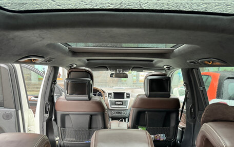 Mercedes-Benz GL-Класс, 2012 год, 3 000 000 рублей, 11 фотография