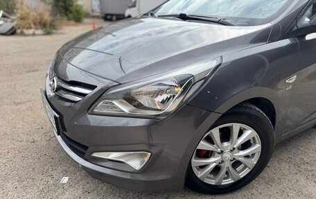Hyundai Solaris II рестайлинг, 2015 год, 890 000 рублей, 1 фотография