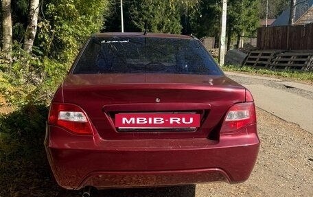 Daewoo Nexia I рестайлинг, 2009 год, 100 000 рублей, 3 фотография