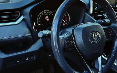 Toyota RAV4, 2020 год, 2 890 000 рублей, 13 фотография