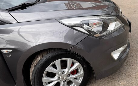 Hyundai Solaris II рестайлинг, 2015 год, 890 000 рублей, 10 фотография