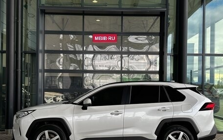Toyota RAV4, 2020 год, 3 350 000 рублей, 6 фотография