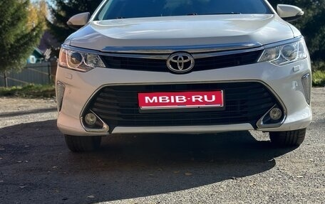 Toyota Camry, 2016 год, 2 050 000 рублей, 1 фотография