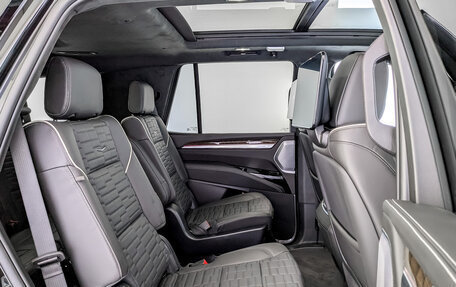 Cadillac Escalade V, 2024 год, 24 300 000 рублей, 12 фотография