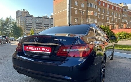 Mercedes-Benz E-Класс, 2011 год, 1 166 000 рублей, 5 фотография