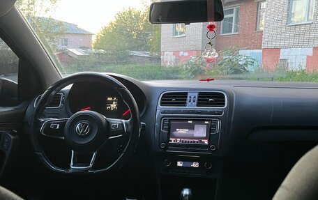 Volkswagen Polo VI (EU Market), 2018 год, 735 000 рублей, 10 фотография