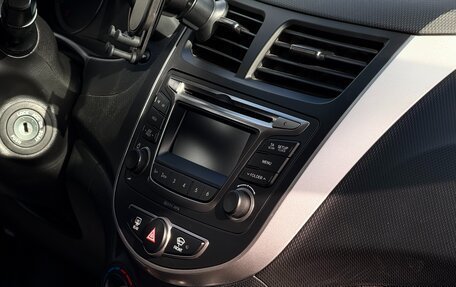 Hyundai Solaris II рестайлинг, 2016 год, 1 020 000 рублей, 20 фотография