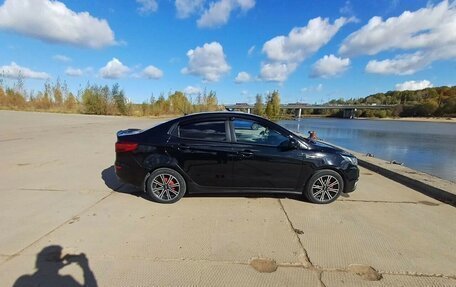KIA Rio III рестайлинг, 2016 год, 900 000 рублей, 2 фотография