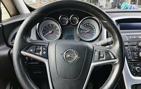 Opel Astra J, 2013 год, 1 100 000 рублей, 5 фотография