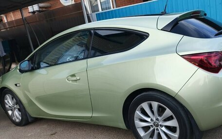 Opel Astra J, 2013 год, 1 100 000 рублей, 3 фотография