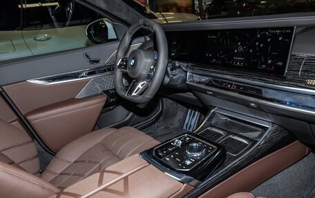 BMW 7 серия, 2024 год, 23 190 000 рублей, 2 фотография