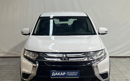 Mitsubishi Outlander III рестайлинг 3, 2017 год, 1 690 000 рублей, 2 фотография