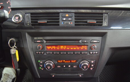 BMW 3 серия, 2008 год, 990 000 рублей, 16 фотография