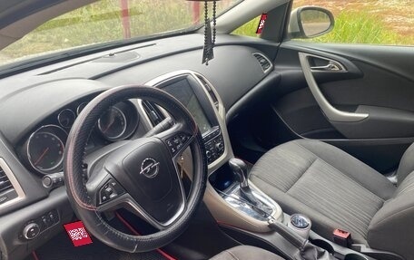 Opel Astra J, 2011 год, 850 000 рублей, 1 фотография