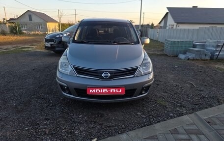 Nissan Tiida, 2011 год, 800 000 рублей, 1 фотография