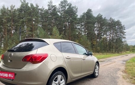 Opel Astra J, 2011 год, 850 000 рублей, 6 фотография