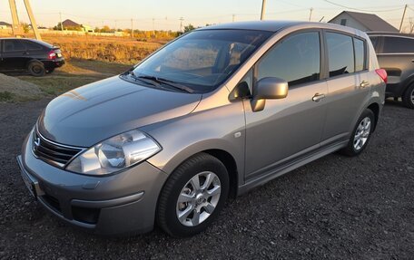 Nissan Tiida, 2011 год, 800 000 рублей, 4 фотография