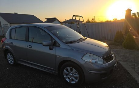 Nissan Tiida, 2011 год, 800 000 рублей, 3 фотография