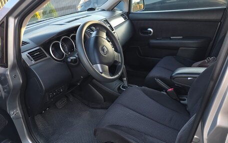 Nissan Tiida, 2011 год, 800 000 рублей, 10 фотография