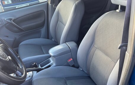 Toyota RAV4, 2000 год, 750 000 рублей, 9 фотография