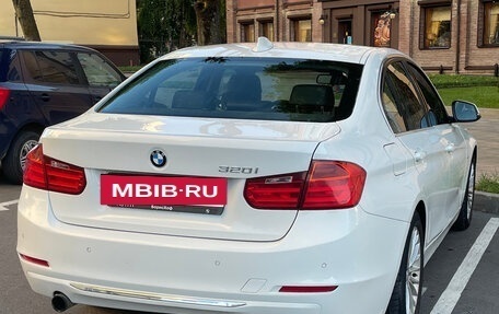 BMW 3 серия, 2012 год, 1 690 000 рублей, 6 фотография