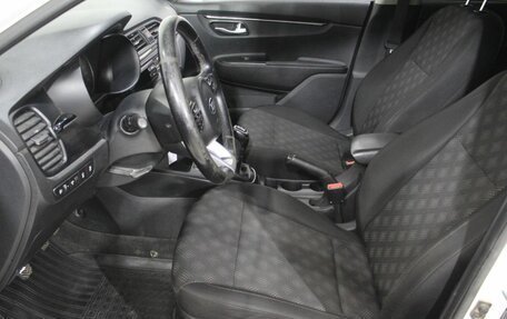 KIA Rio IV, 2017 год, 1 200 000 рублей, 26 фотография