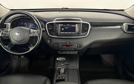 KIA Sorento II рестайлинг, 2019 год, 2 365 000 рублей, 16 фотография
