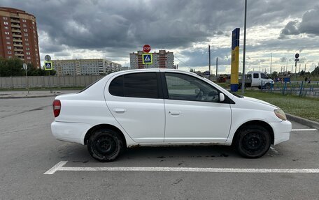 Toyota Platz, 2000 год, 285 000 рублей, 4 фотография